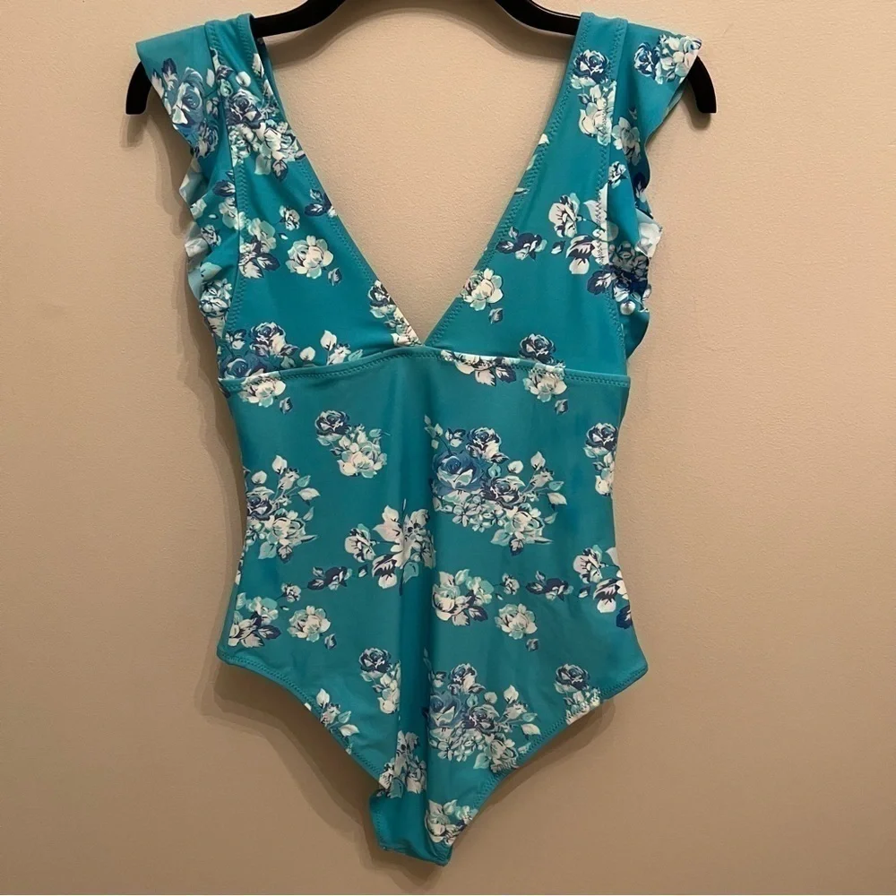 Cupshe One Piece Blue Floral Swimsuit Ruffle Sleeves Beach Cruise Resort Size S